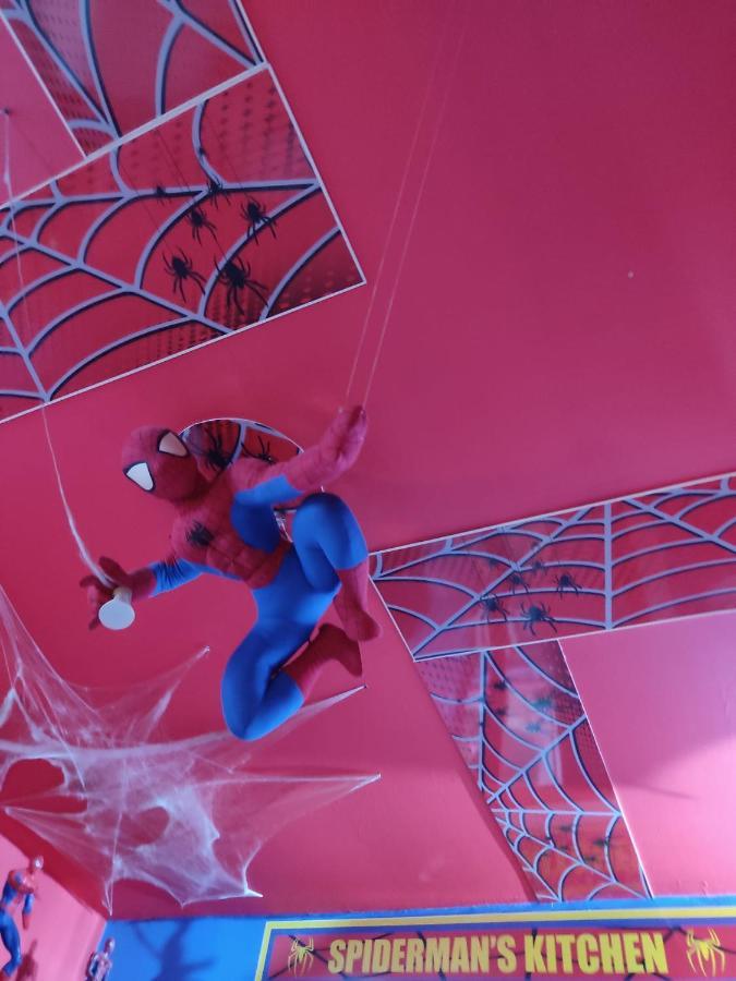 Spiderman House Hotel Catania-Fontanarossai nemzetközi repülőtér Kültér fotó