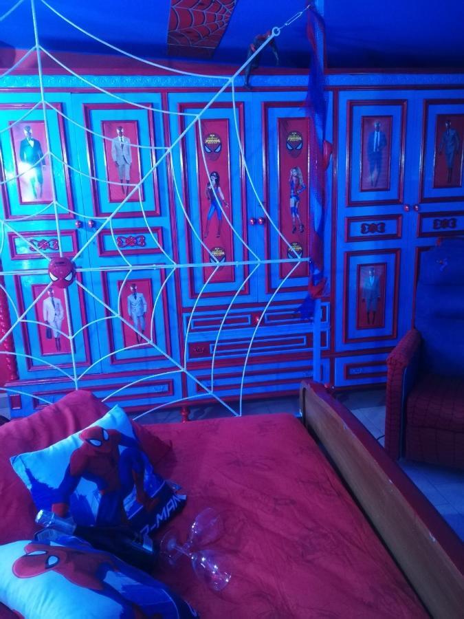 Spiderman House Hotel Catania-Fontanarossai nemzetközi repülőtér Kültér fotó